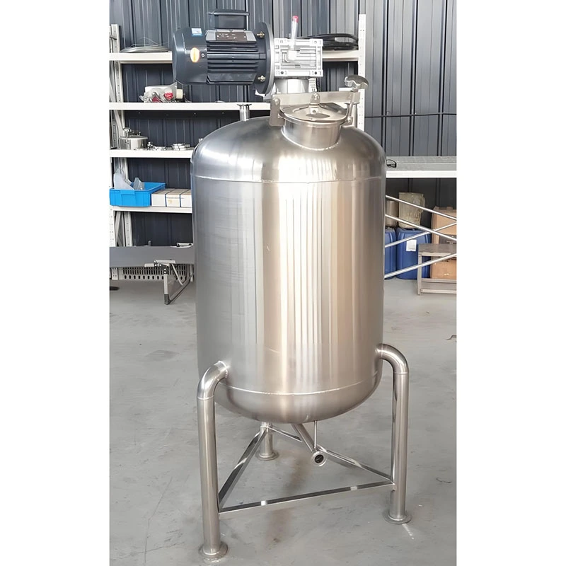 Zbiornik do mieszania cieczy chemicznej wyłożony PTFE
