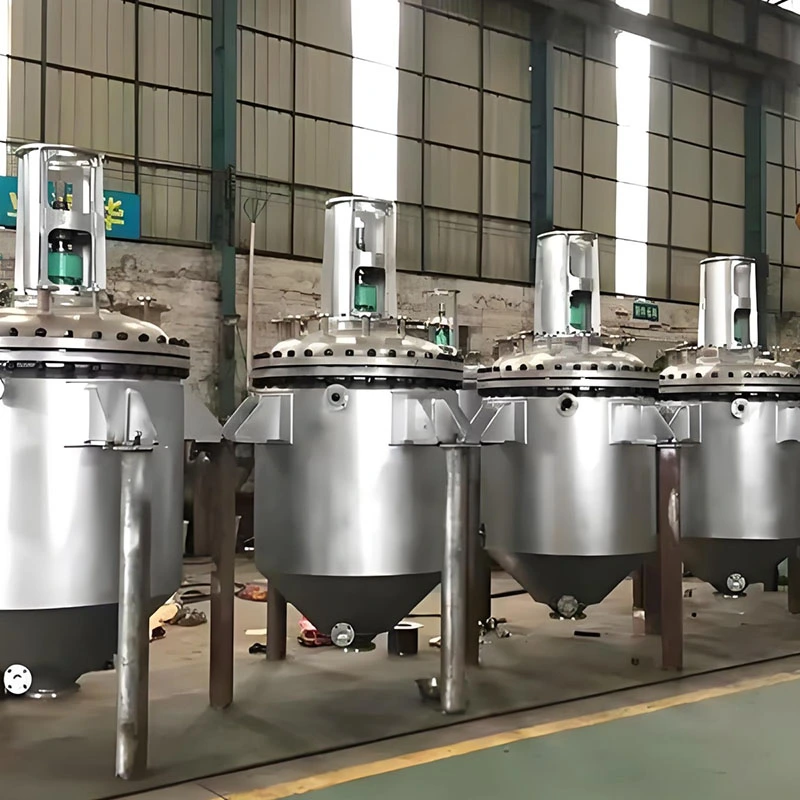 Reaktor mieszający wyłożony PTFE